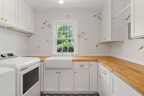 22 Main St, Dover, MA 02030 photo 9