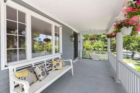 22 Main St, Dover, MA 02030 photo 3