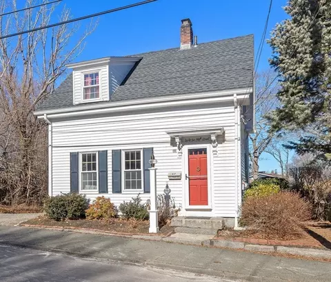 62 High St #1, Rockport, MA 01966