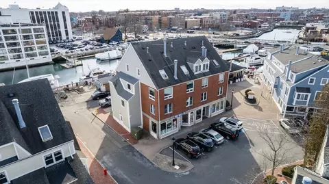 80 Wharf St #K1, Salem, MA 01970