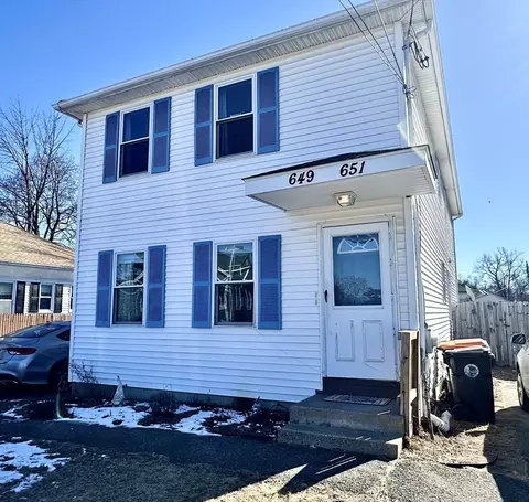 649-651 Springfield St, Agawam, MA 01030