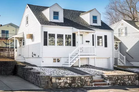 46 Arnold St, Revere, MA 02151