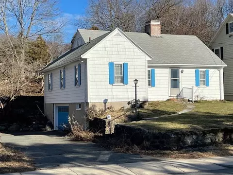 57 Spring St, Arlington, MA 02476