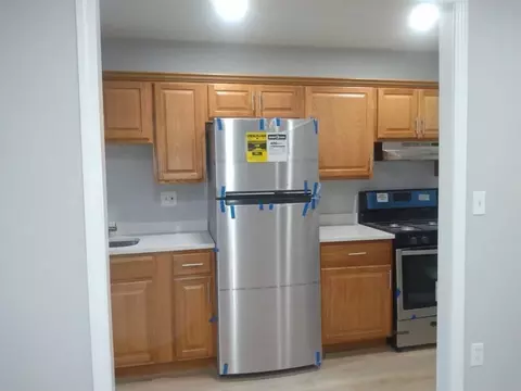 Kitchen - 33 Lincoln St, Lynn, MA 01902 photo 1 of 5