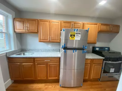 Kitchen - 33 Lincoln St, Lynn, MA 01902 photo 4 of 5
