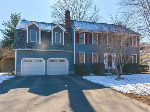 22 Mary Ellen Ln, Franklin, MA 02038