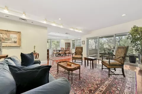 232 Allandale Rd #2B, Boston College, MA 02467