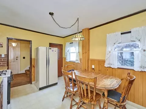 8 Bellingham Ave, Everett, MA 02149 photo 5