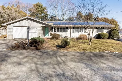43 Colgate Rd, Beverly, MA 01915