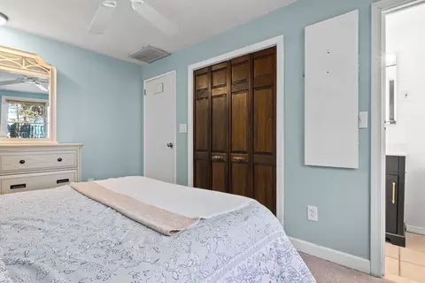 Bedroom - 43 Colgate Rd, Beverly, MA 01915 photo 2 of 4