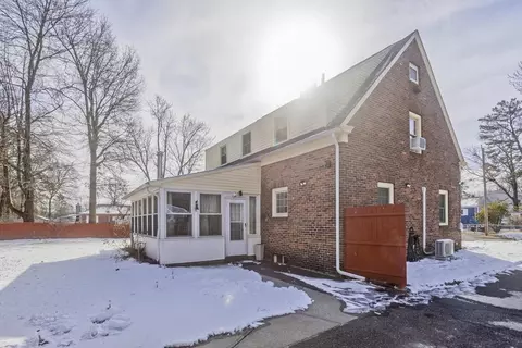 Exterior - 121 Brandon Ave, Springfield, MA 01119 photo 4 of 9