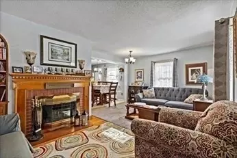 Living - 121 Brandon Ave, Springfield, MA 01119 photo 1 of 3