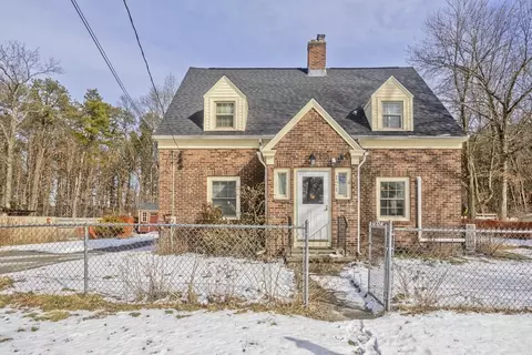 Exterior - 121 Brandon Ave, Springfield, MA 01119 photo 2 of 9