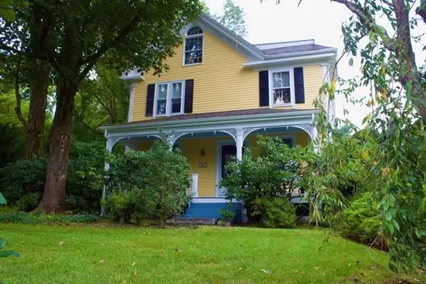 26 Millbrook Rd, Wayland, MA 01778