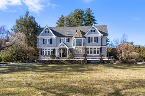 123 Abbott Rd, Wellesley, MA 02481