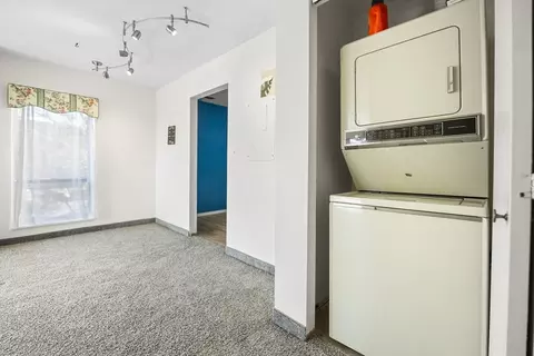 Exterior - 4 Summit Dr #511, Reading, MA 01867 photo 4 of 7