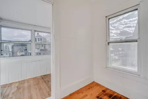 50 Home St, Springfield, MA 01104 photo 3