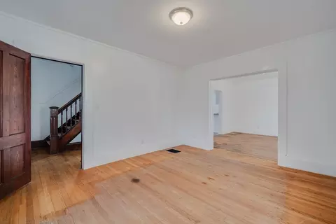 50 Home St, Springfield, MA 01104 photo 5
