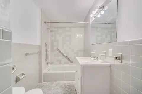50 Home St, Springfield, MA 01104 photo 15