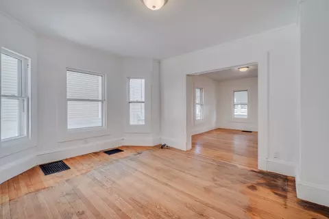 50 Home St, Springfield, MA 01104 photo 6