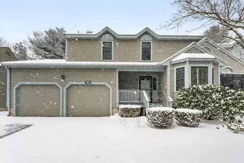 95 Highbank Rd #95, Franklin, MA 02038