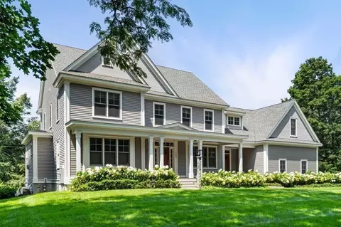Exterior - 1663 Lowell Rd, Concord, MA 01742 photo 2 of 5