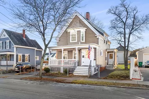 21 Locust St, Lynn, MA 01904