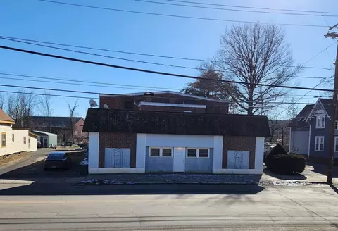 50 E Main St, Orange, MA 01364 photo 2
