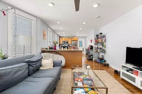 Living - 67 School St, Everett, MA 02149 photo 3 of 8