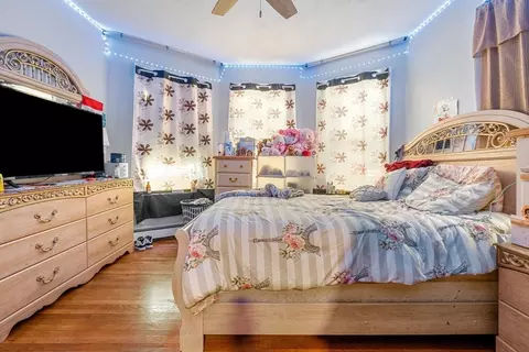 Bedroom - 67 School St, Everett, MA 02149 photo 7 of 11