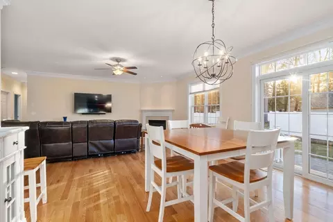 Dining - 3 Easy St, Ayer, MA 01432 photo 3 of 4