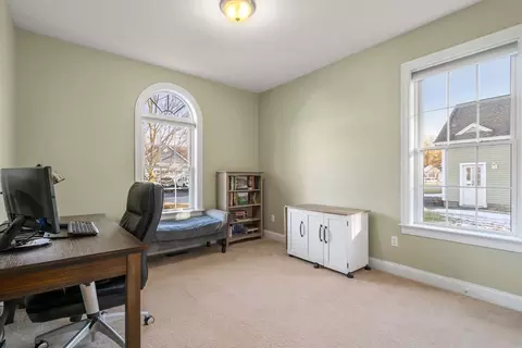 Living - 3 Easy St, Ayer, MA 01432 photo 4 of 7