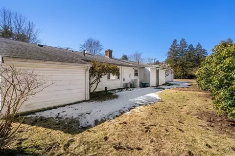 Exterior - 4 Scott Dr, Framingham, MA 01701 photo 4 of 9