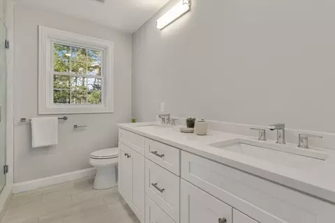 199 Forest St, Reading, MA 01867 photo 14