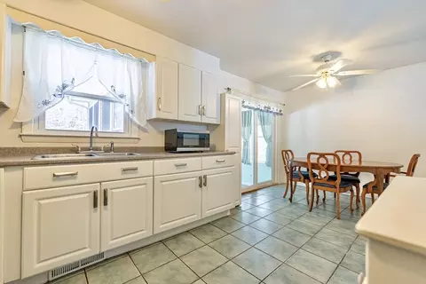Kitchen - 168 Bridge St, Raynham, MA 02767 photo 1 of 4