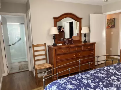 Bedroom - 17 Brookside Dr, Acushnet, MA 02743 photo 2 of 4