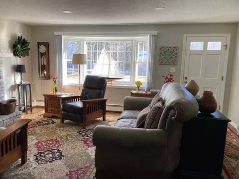 Living - 17 Brookside Dr, Acushnet, MA 02743 photo 4 of 8