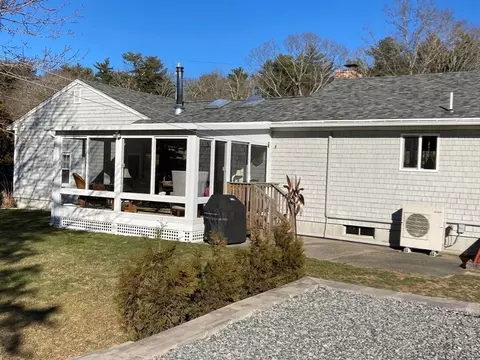 Exterior - 17 Brookside Dr, Acushnet, MA 02743 photo 8 of 14