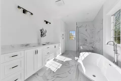 Bath - 62 Brewster Dr, Needham, MA 02492 photo 2 of 4