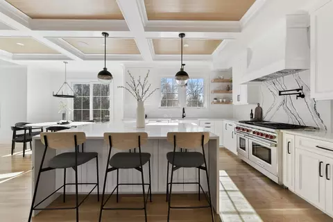 Kitchen - 62 Brewster Dr, Needham, MA 02492 photo 4 of 11