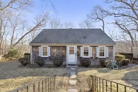 26 Thomas Ave, Scituate, MA 02066