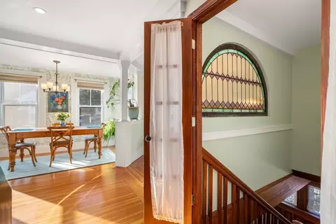 Entry Way - 345 Washington St #2, Gloucester, MA 01930 photo 2 of 4