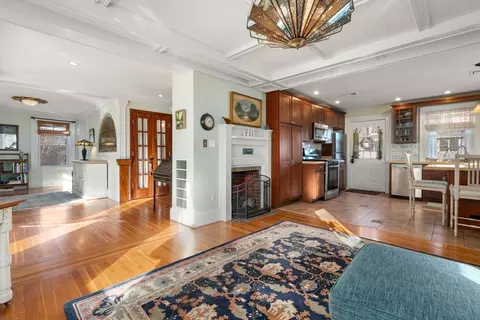 Living - 345 Washington St #2, Gloucester, MA 01930 photo 4 of 4