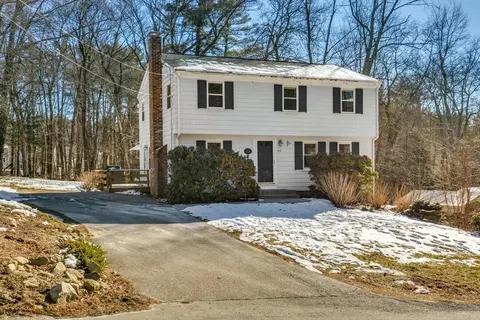 419 Partridge St, Franklin, MA 02038