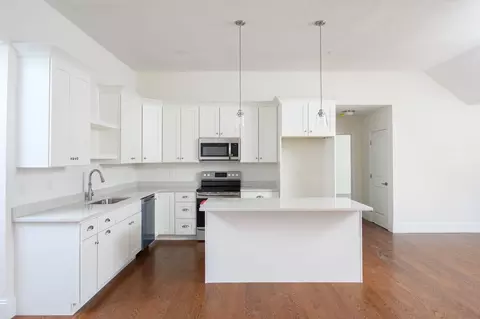 23 Metacomet Rd # 23, West Bridgewater, MA 02379