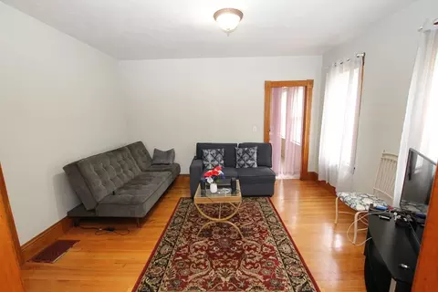 Living - 15 Maple Tree Ln, Worcester, MA 01602 photo 3 of 5