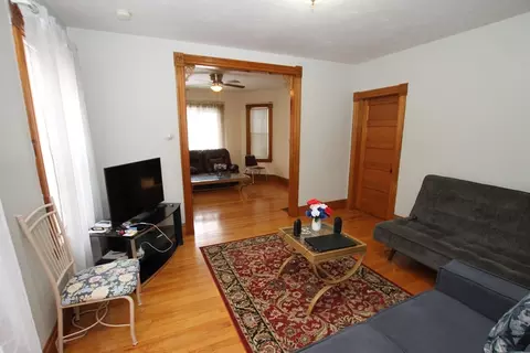 Living - 15 Maple Tree Ln, Worcester, MA 01602 photo 5 of 5