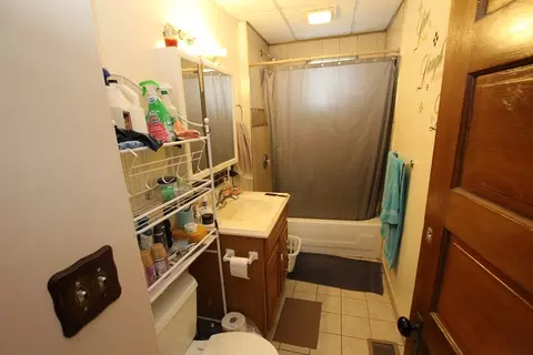 Bath - 15 Maple Tree Ln, Worcester, MA 01602 photo 2 of 2