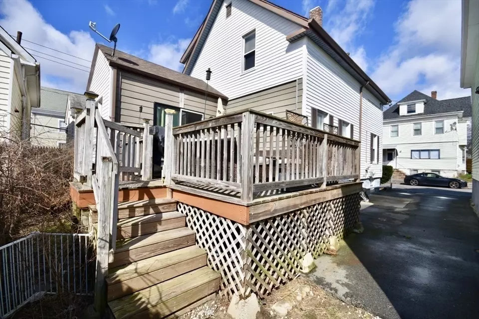 196 Grinnell St, New Bedford, MA 02740 14 Photos Movoto