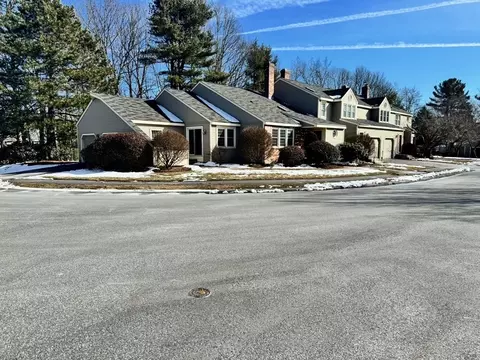 42 Harrington Farms Way #42, Shrewsbury, MA 01545